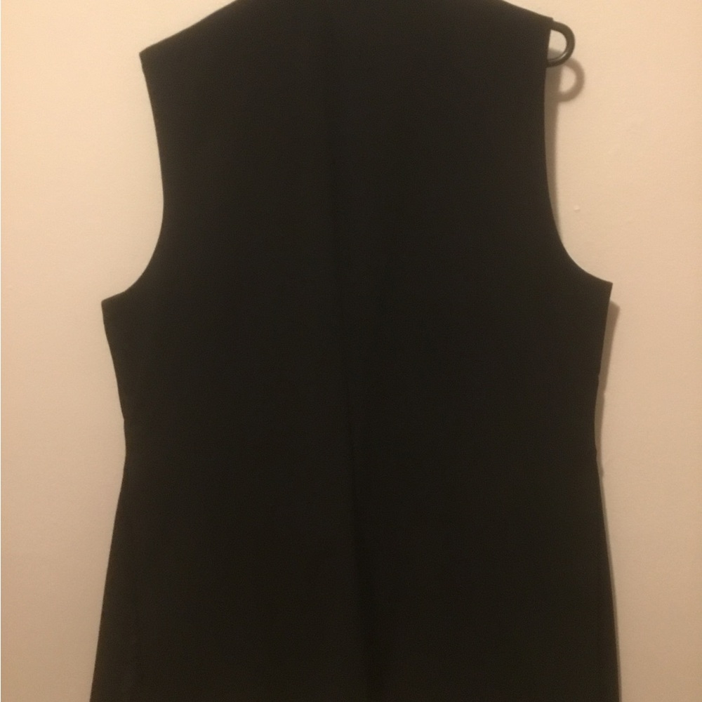 Worthington Vest - Picture 2 of 4